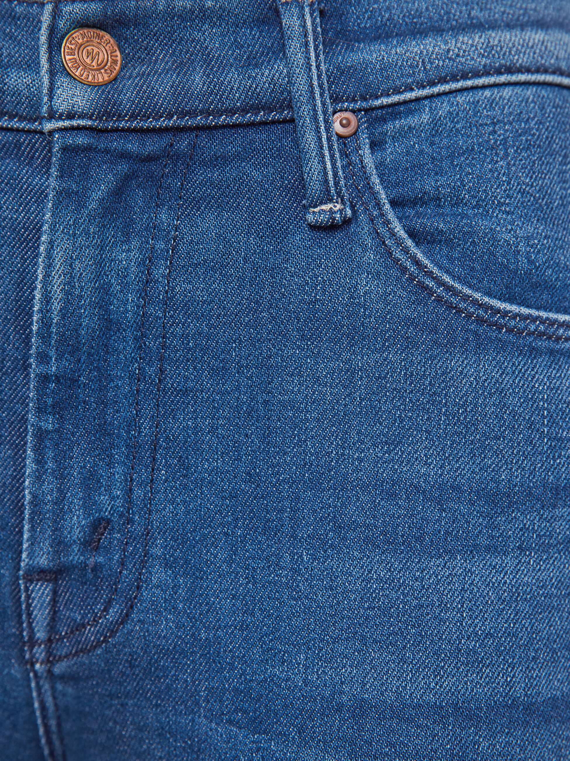 The Weekender - Nip It In The Butt - Image 7
